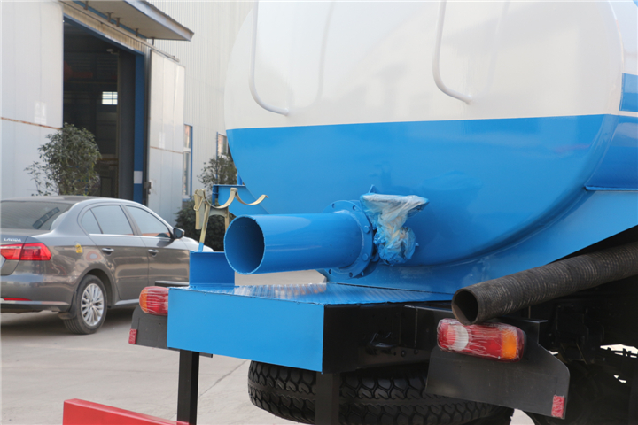 东风145国五8方吸粪车