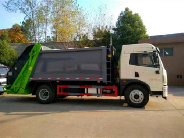 解放龙V国六12方压缩式垃圾车