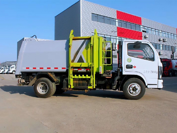 程力威牌CLW5071ZZZ6型自装卸式垃圾车