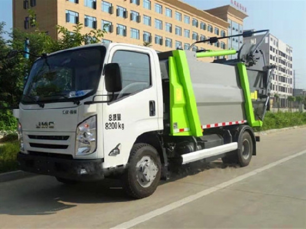 江铃凯锐国六8方无泄漏压缩式垃圾车