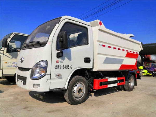 跃进S70国六4方无泄漏压缩垃圾车