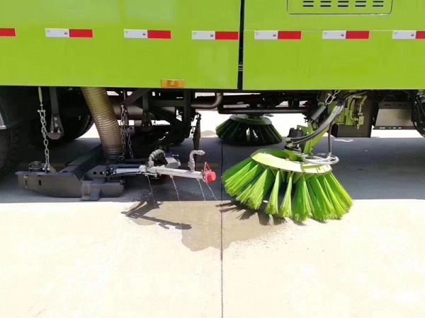 东风天锦7水/9尘洗扫车（国六）