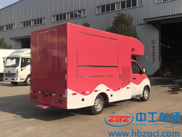 小吃售货车