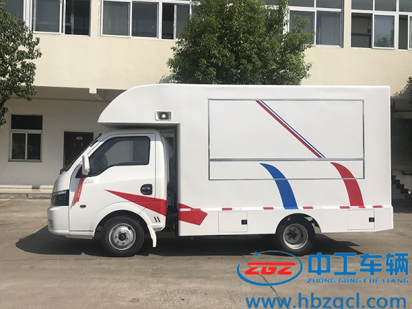 东风烧烤早餐车