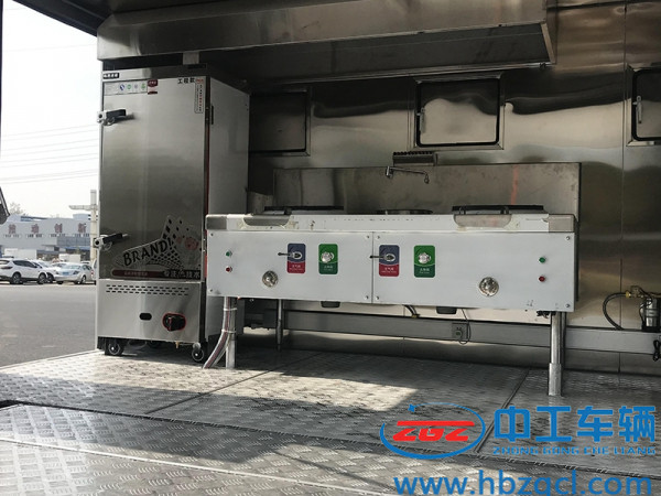 东风福瑞卡餐车