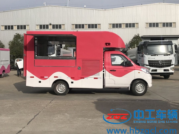 小吃售货车