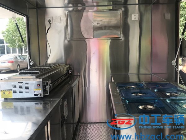 东风烧烤早餐车