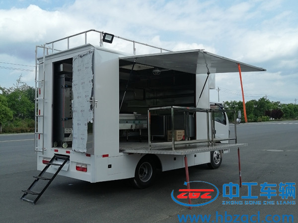 东风多利卡餐车