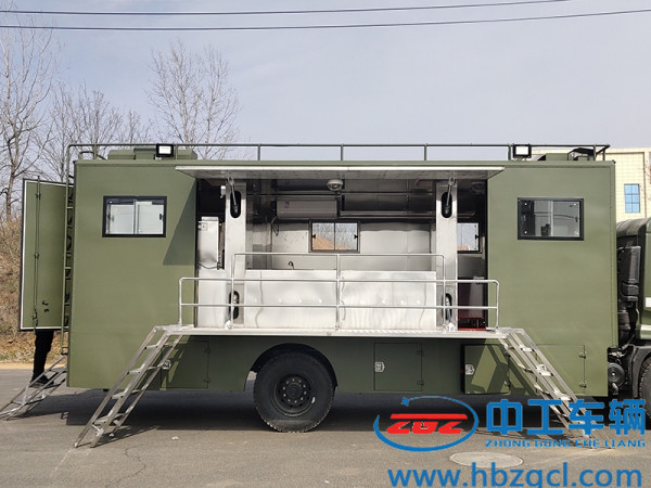 东风后勤保障车