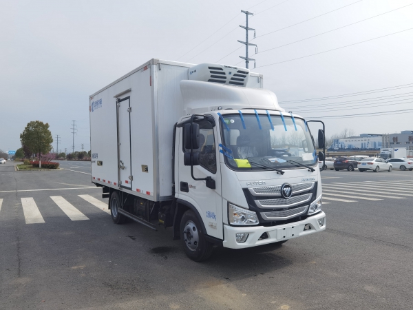 福田欧马可 4.2米冷藏车