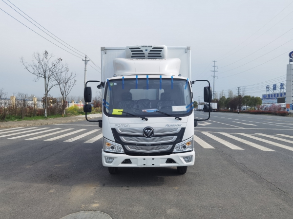 福田欧马可 4.2米冷藏车