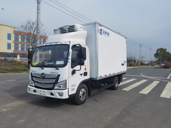 福田欧马可 4.2米冷藏车