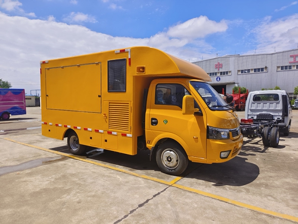 东风途逸柴油售货车