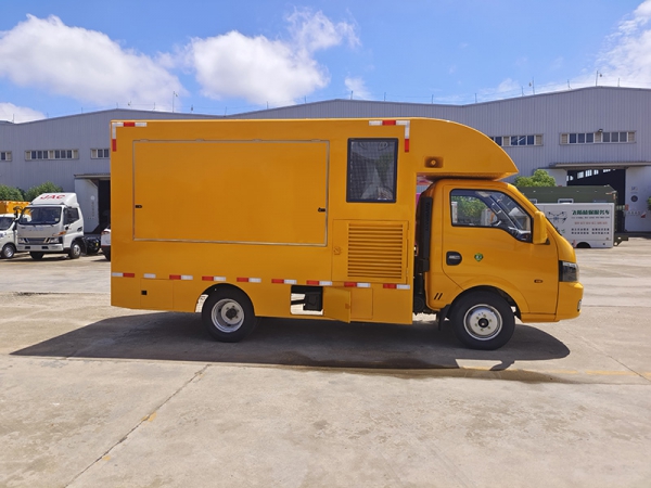 东风途逸柴油售货车