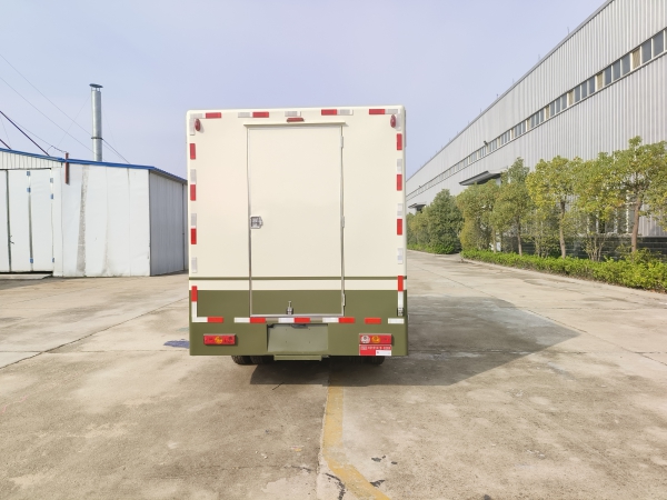 汽油自动挡餐车