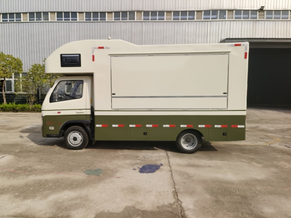 汽油自动挡餐车