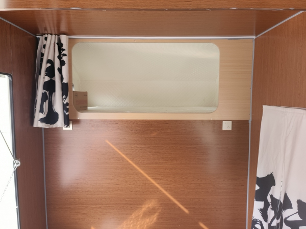 汽油自动挡餐车