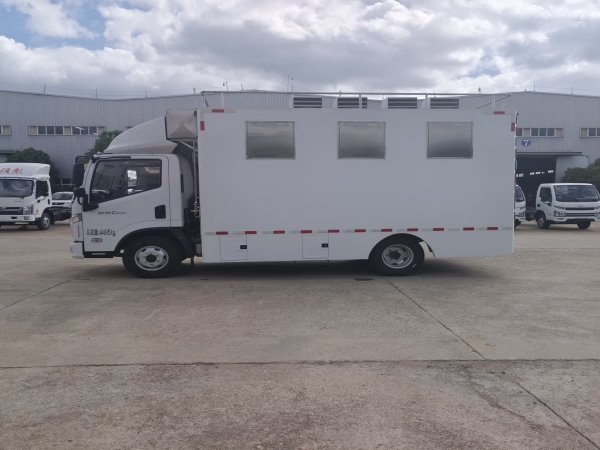 跃进H300农村宴席厨房餐车：流动星级后厨，乡宴体面全开