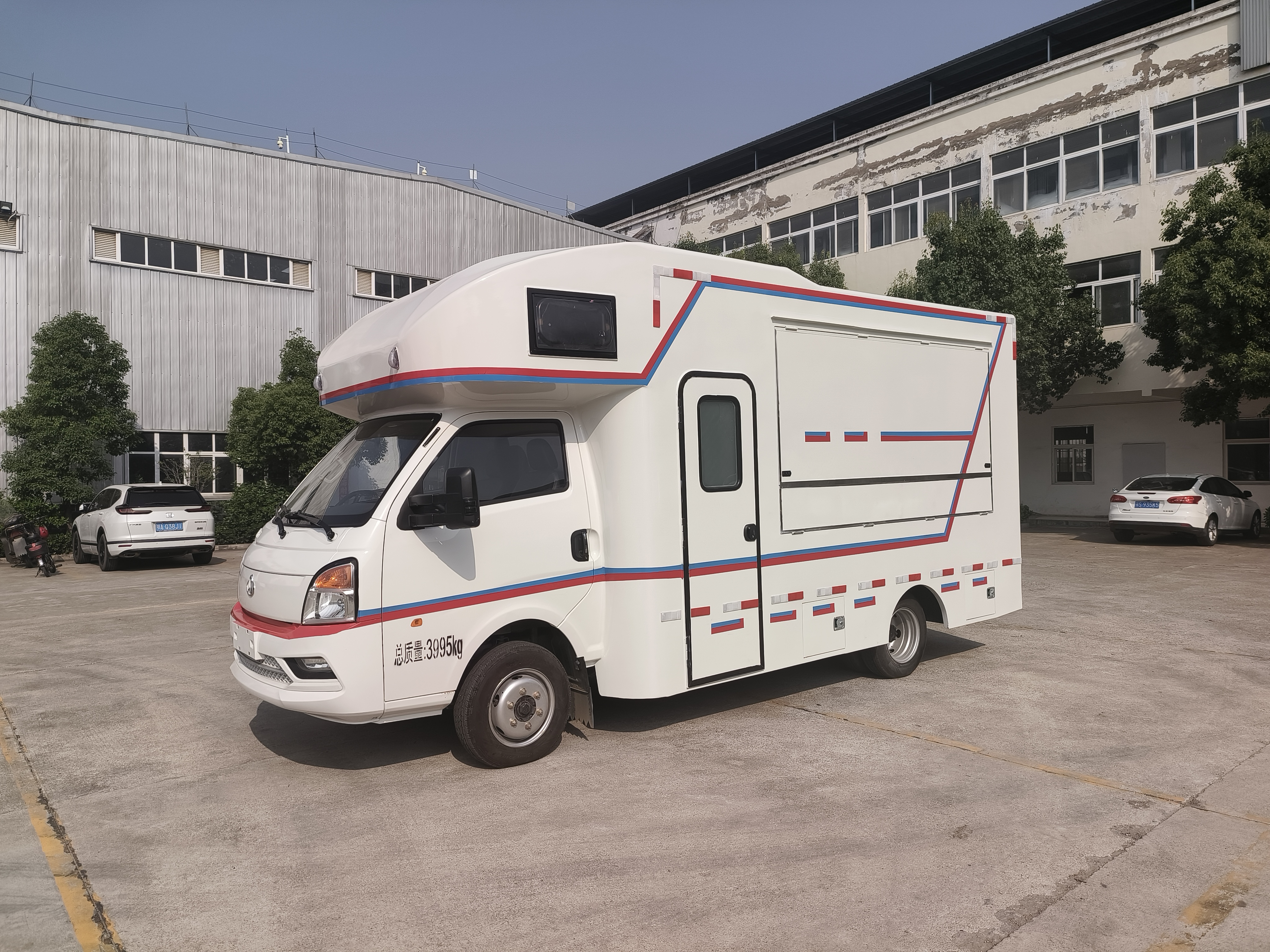 一车双能，旅居与创收皆从容