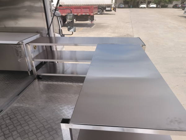 跃进H300农村宴席厨房餐车：流动星级后厨，乡宴体面全开